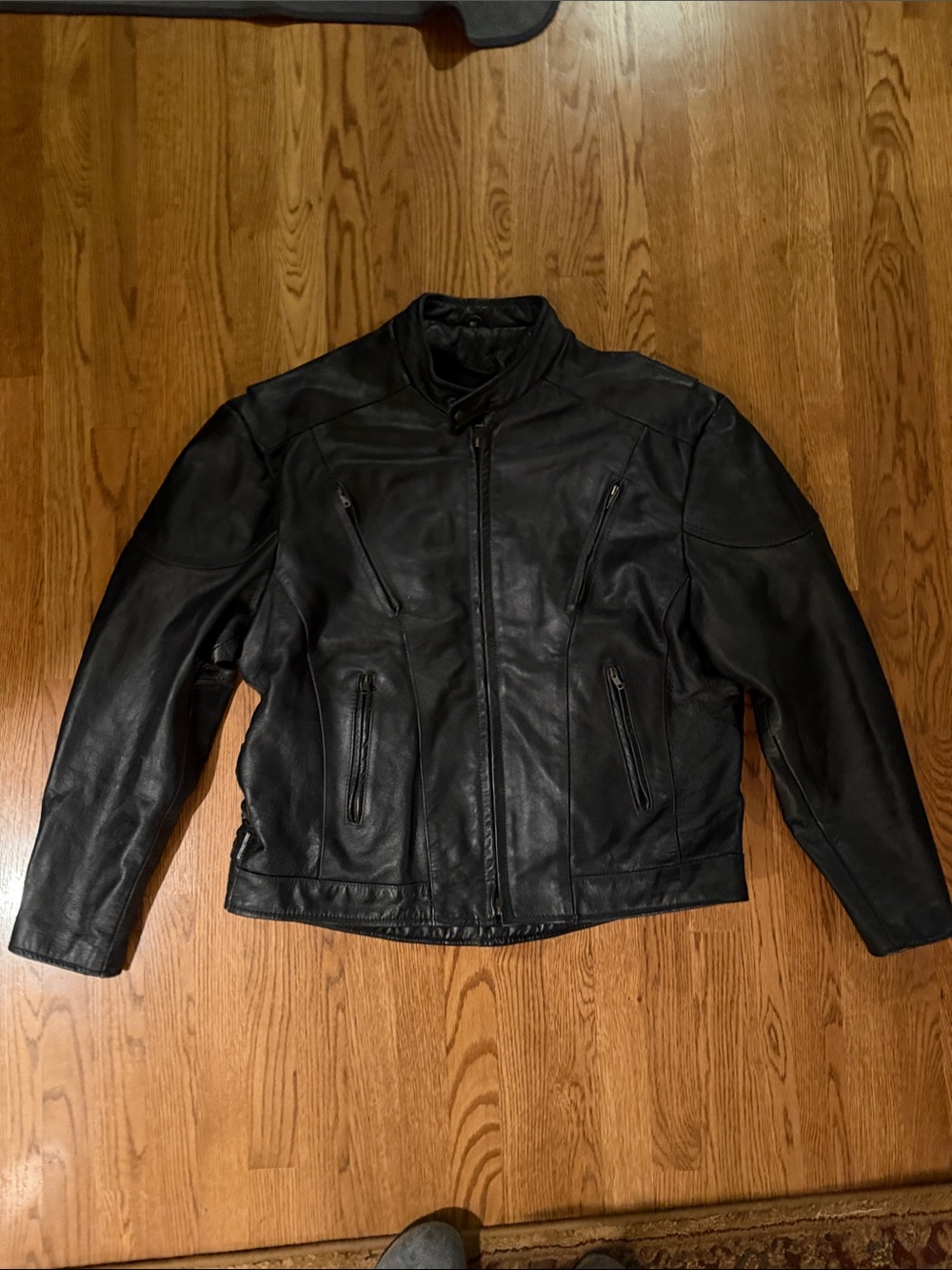 JAMIN Leather Men's Leather Jacket -  Moto Style Size 52 padded/vented/cruiser